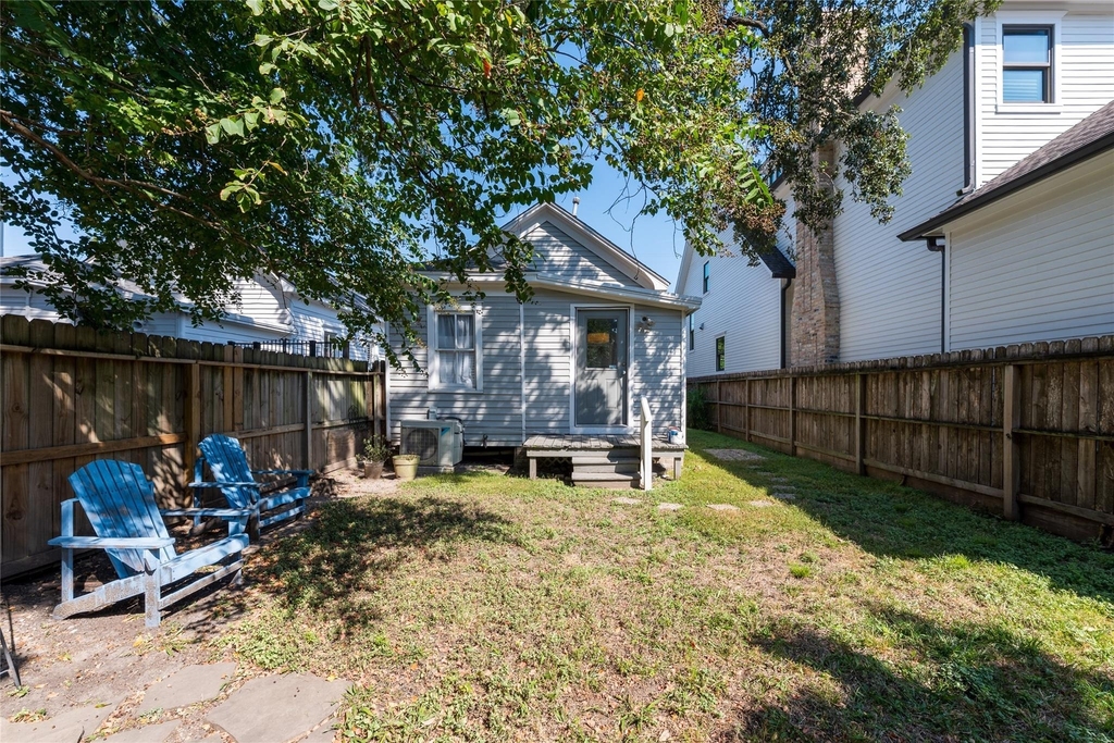 2011 Decatur Street - Photo 32