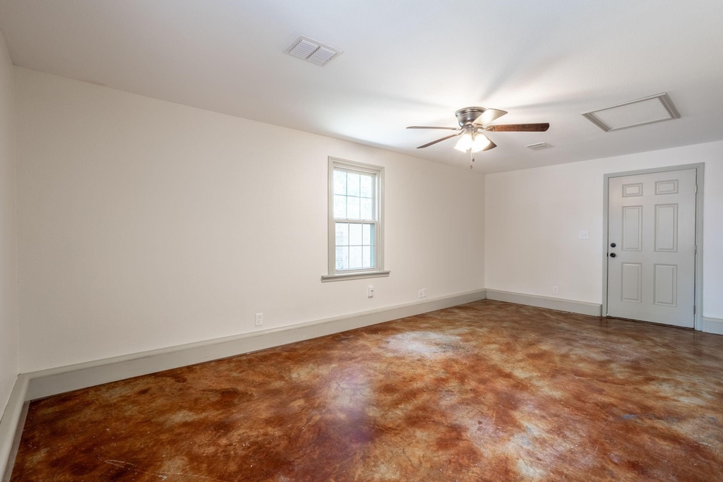 1517 Live Oak Street - Photo 27
