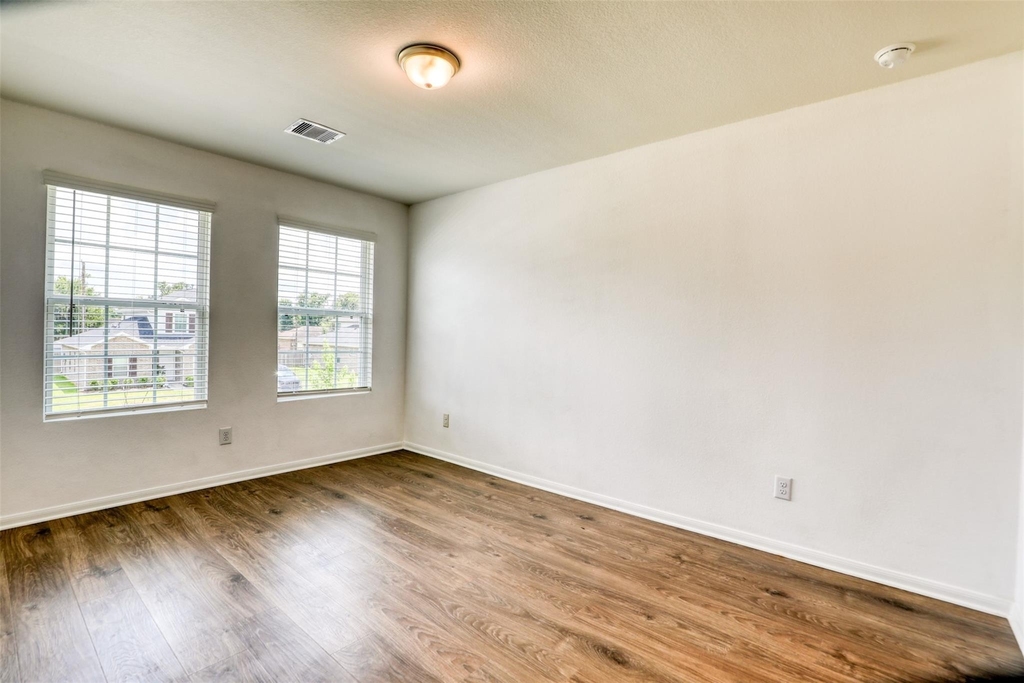 407 Magnolia Street - Photo 17