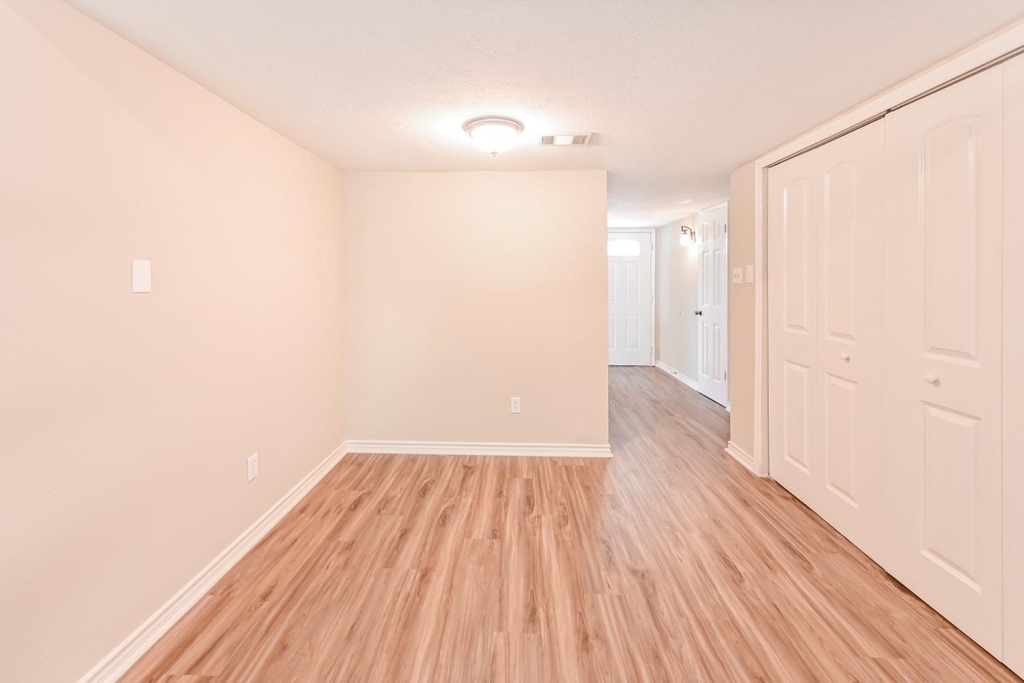 22710 Melham Lane - Photo 7