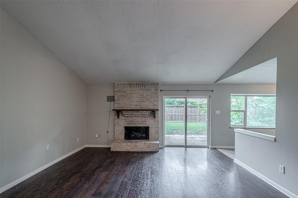 9702 Birsay Street - Photo 4
