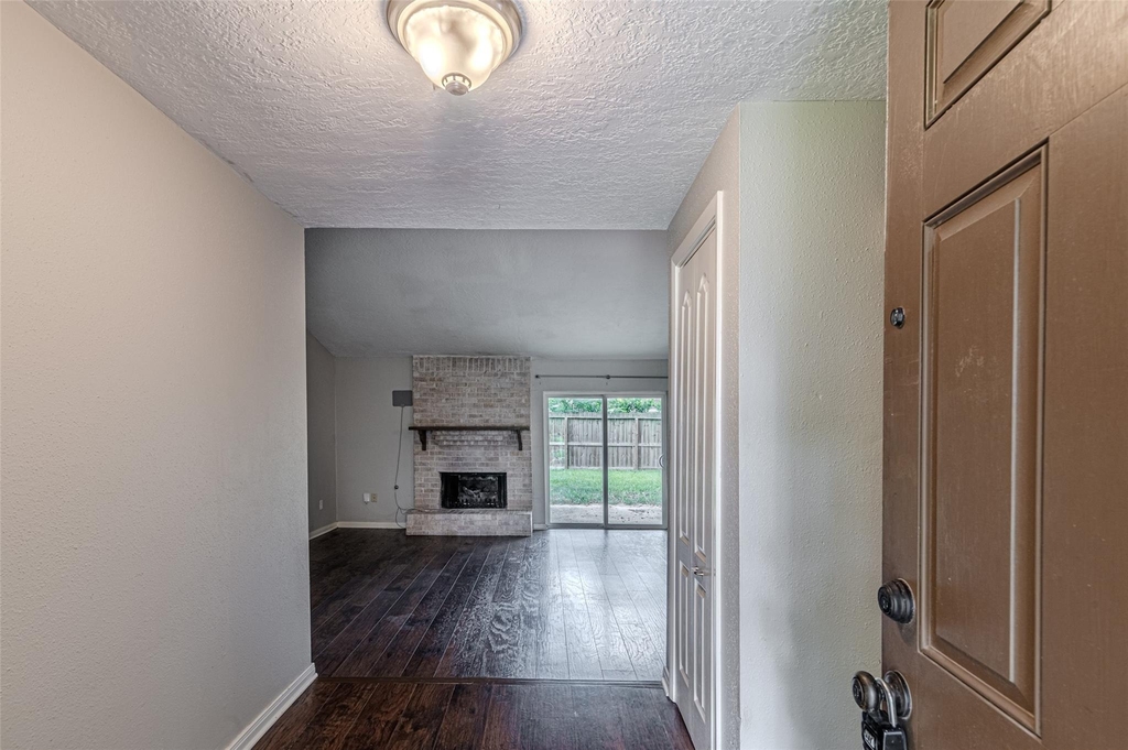 9702 Birsay Street - Photo 3