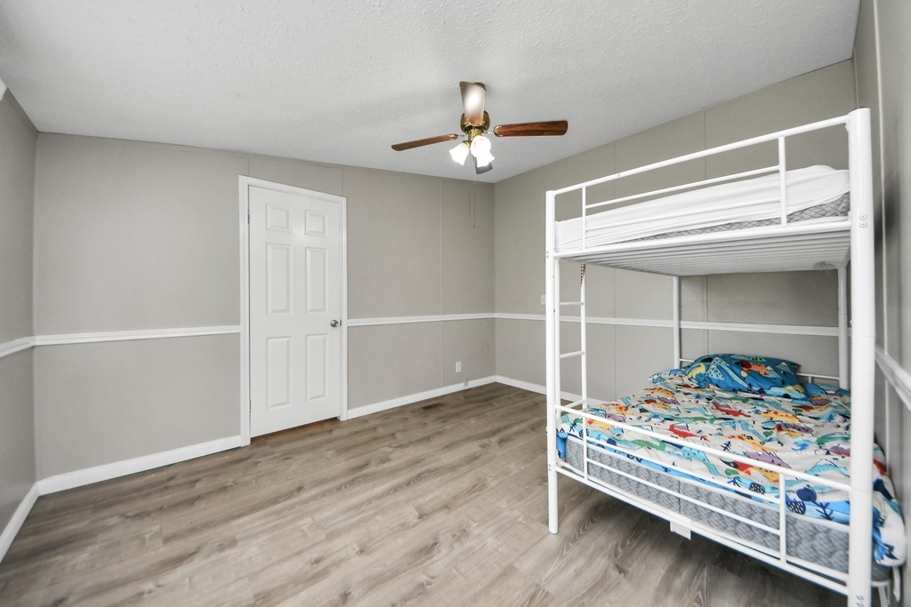 18303 James Road - Photo 16