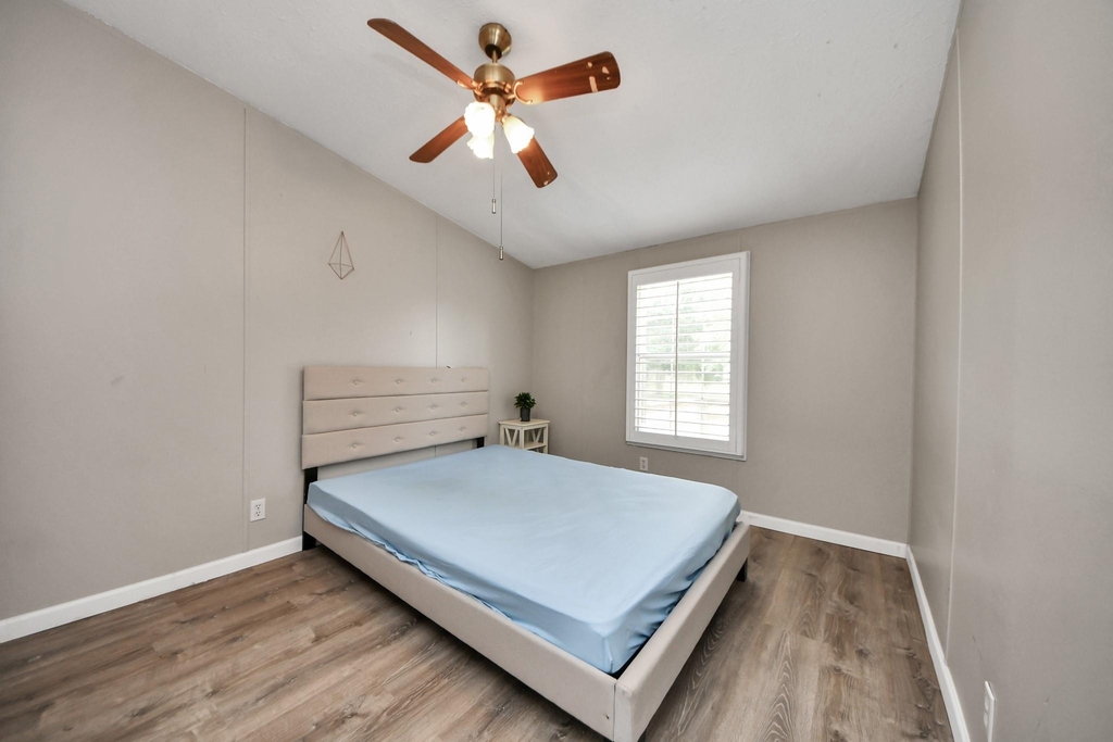 18303 James Road - Photo 25