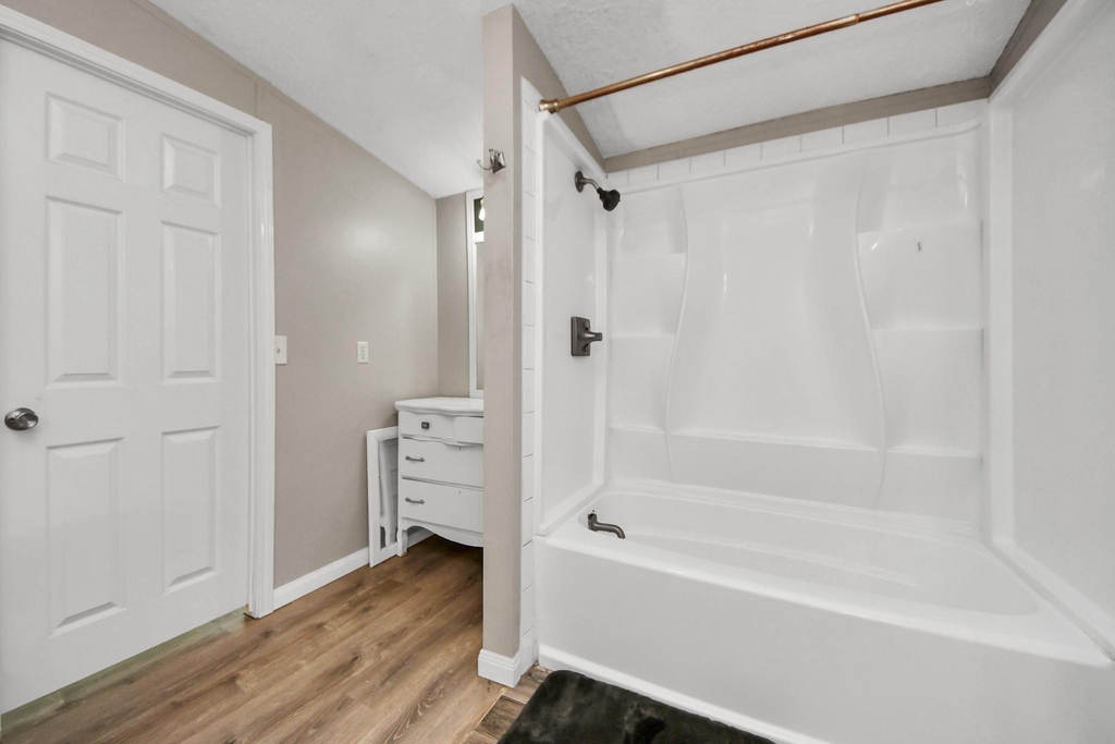 18303 James Road - Photo 14