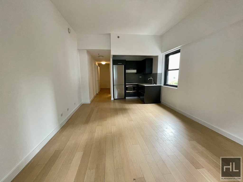 East 39th Street - Photo 1