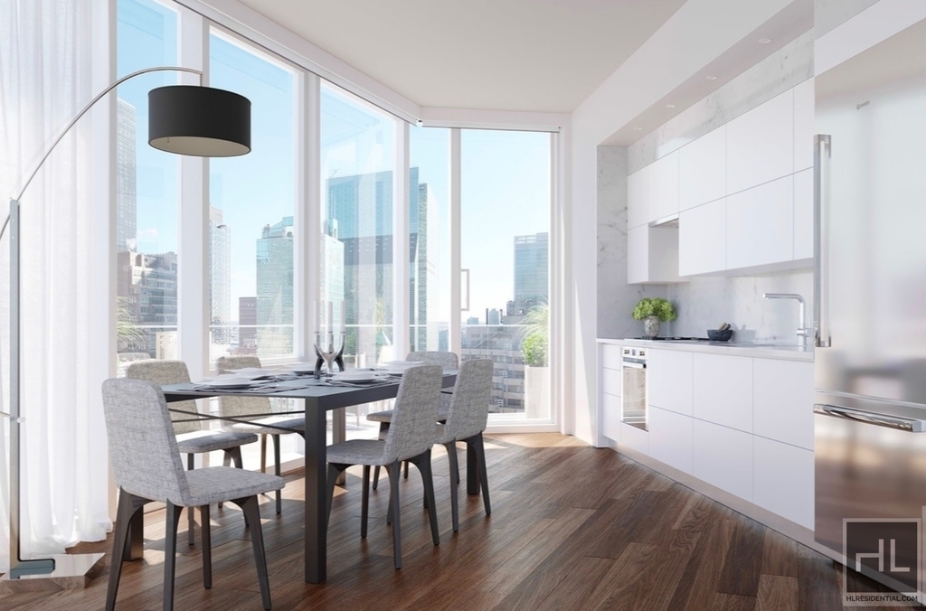 East 44th Street - Photo 2