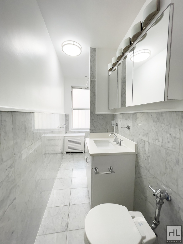 East 37 Street - Photo 6