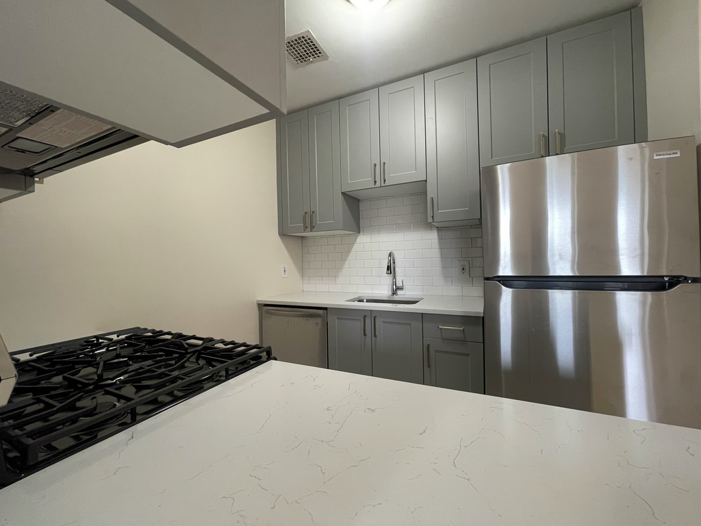 70 East 118th street NY - Photo 5