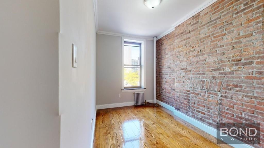 438 West 52nd Street #7C - Photo 5