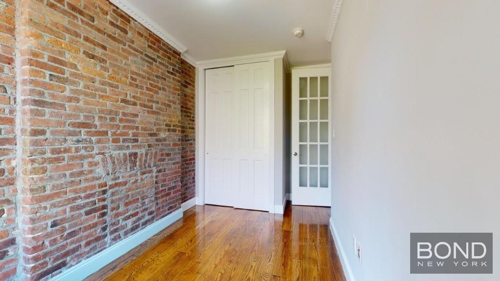 438 West 52nd Street #7C - Photo 6
