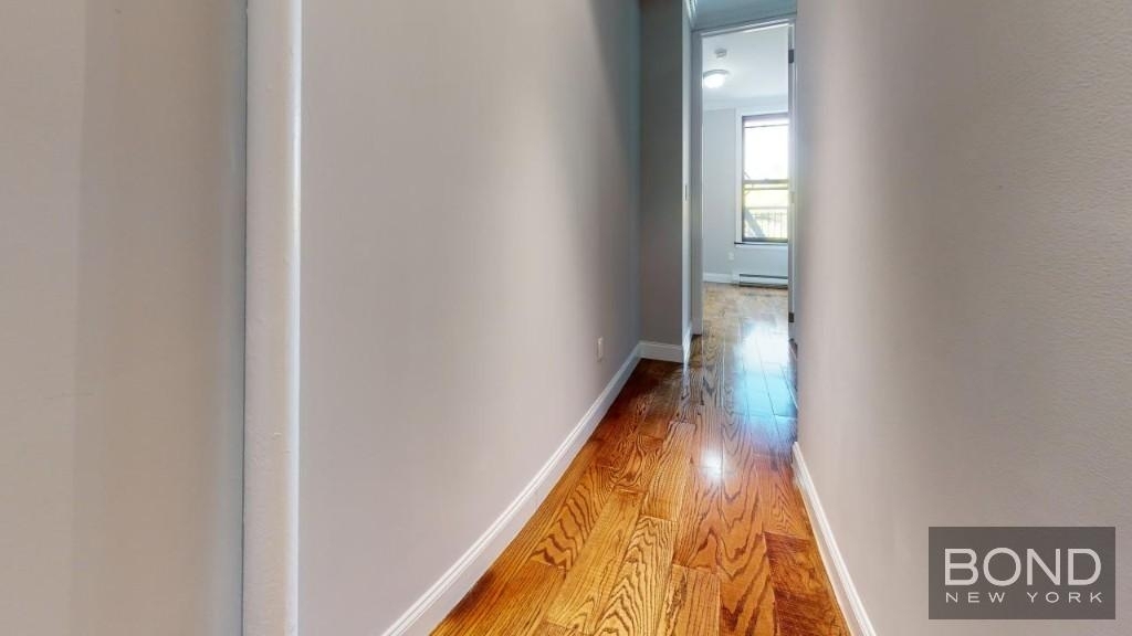 438 West 52nd Street #7C - Photo 8