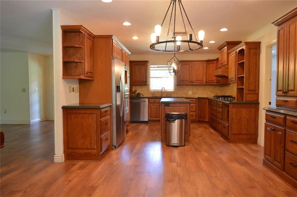 308 N Salisbury Avenue - Photo 2