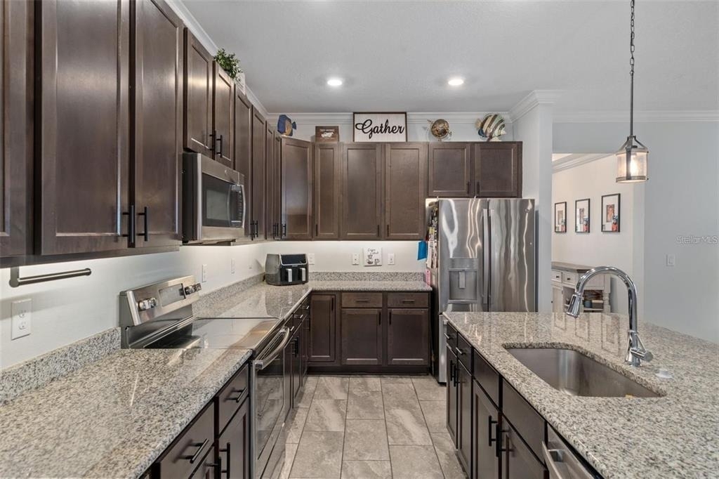 12409 Brick Cobblestone Drive - Photo 10