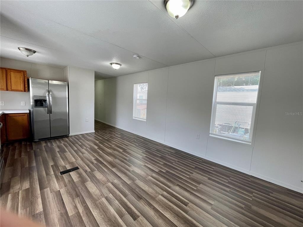 6330 Eugene Acres Lane - Photo 7
