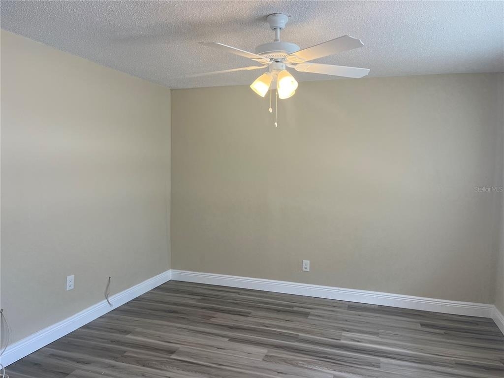 9105 Tudor Drive - Photo 3