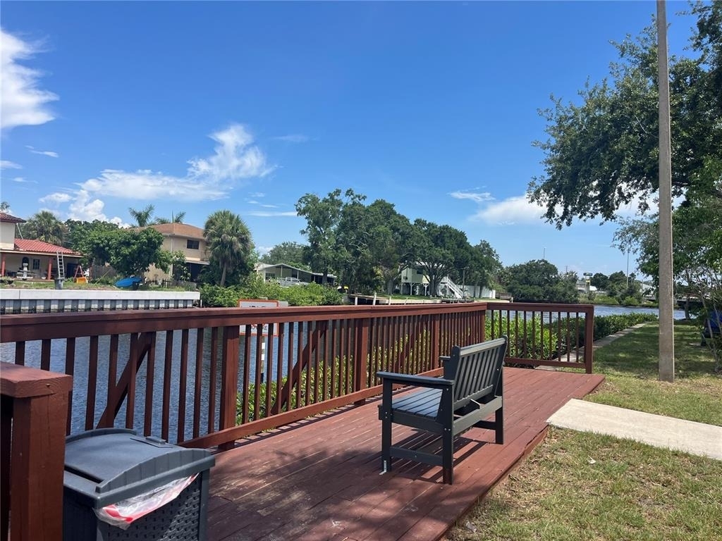 9105 Tudor Drive - Photo 16