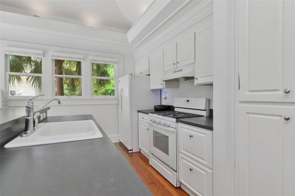 126 8th Avenue Ne - Photo 20