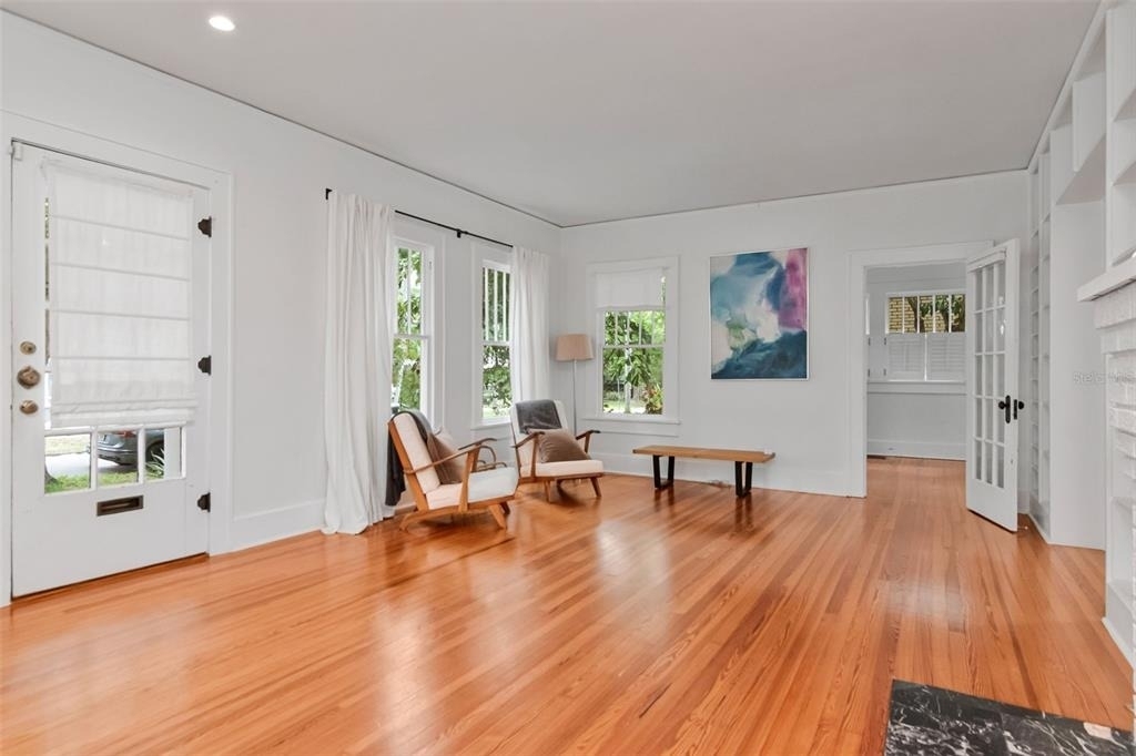 126 8th Avenue Ne - Photo 7