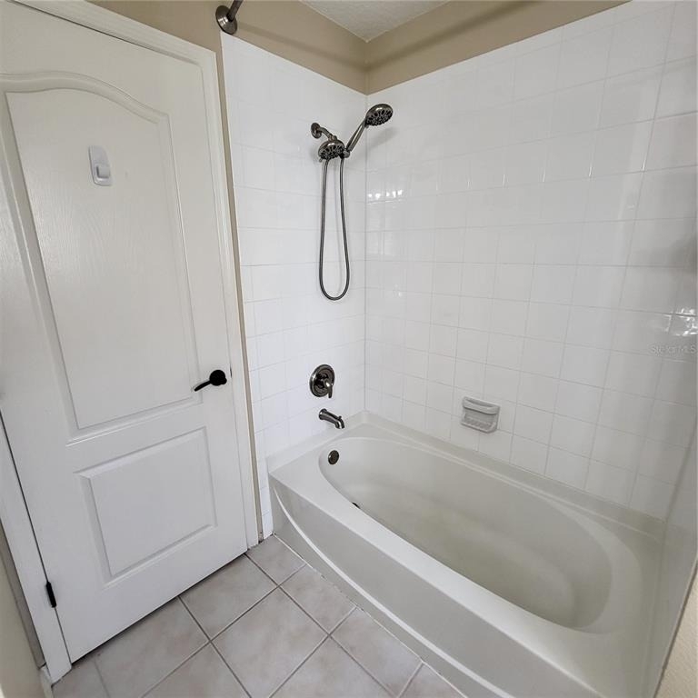 25903 Bloomsbury Court - Photo 40