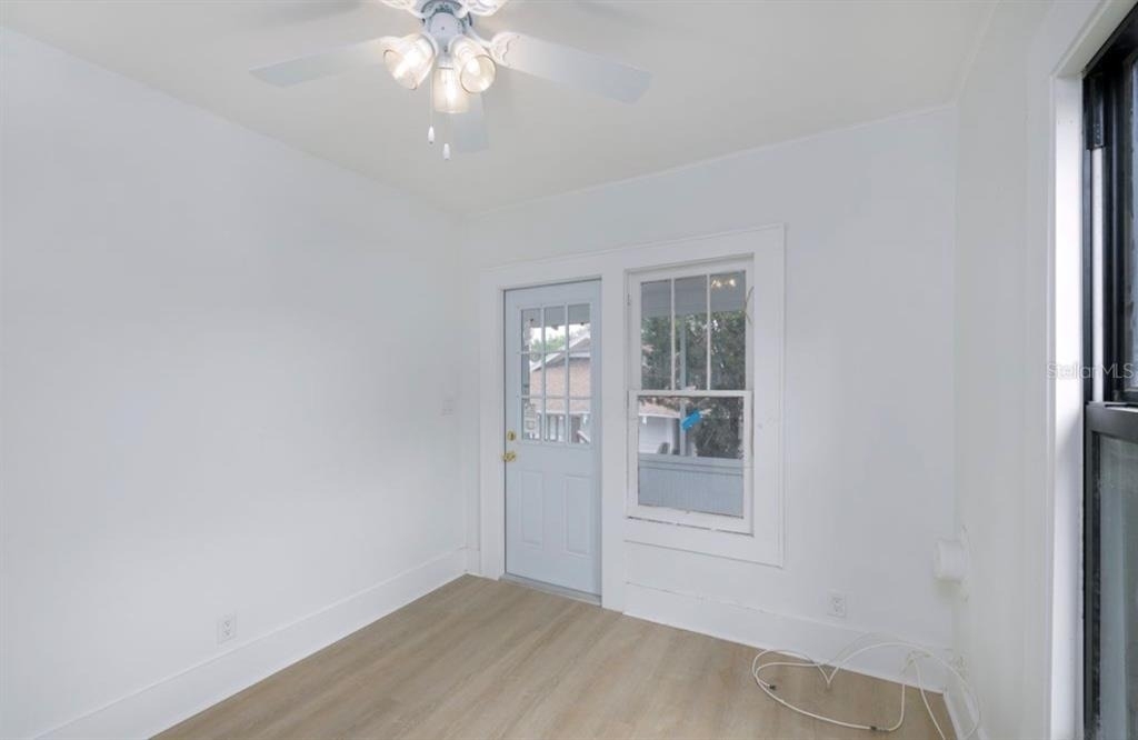 622 7th Avenue N - Photo 3