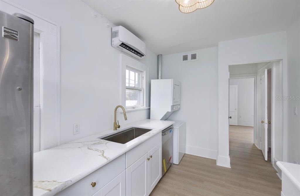 622 7th Avenue N - Photo 6