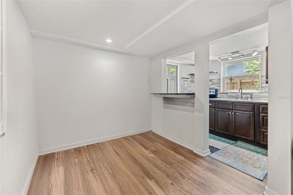 2501 1/2 Oakdale Street S - Photo 1