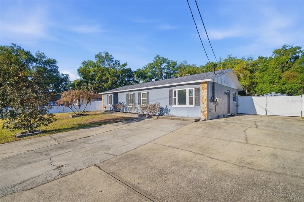7403 Providence Road - Photo 0
