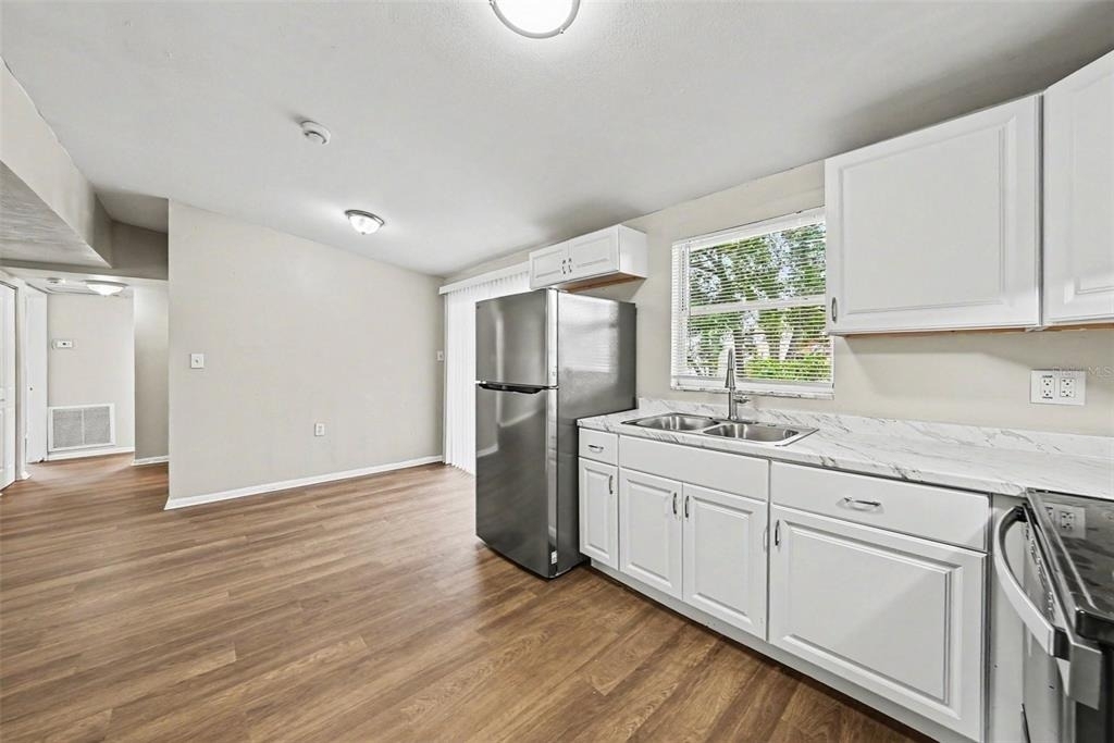 4022 E Henry Avenue - Photo 11