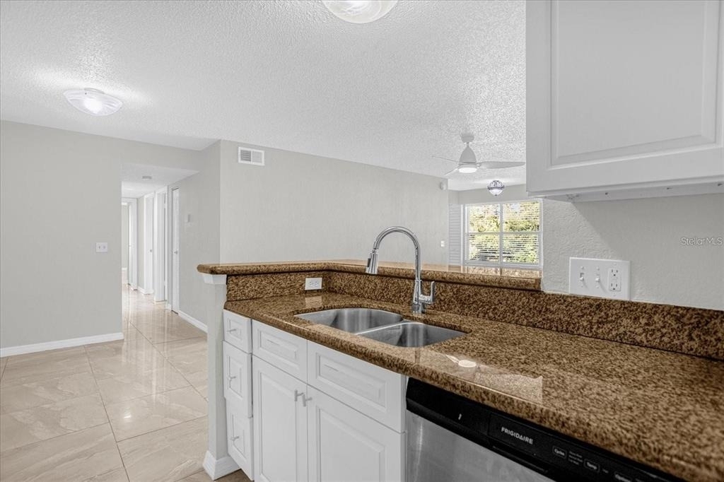 5132 Conroy Road - Photo 5