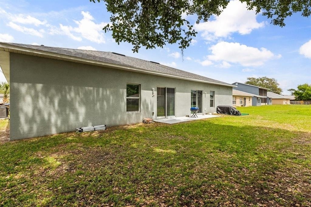 677 Royalty Court - Photo 21
