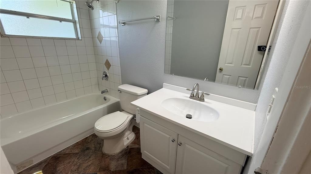 675 Cadillac Boulevard - Photo 8