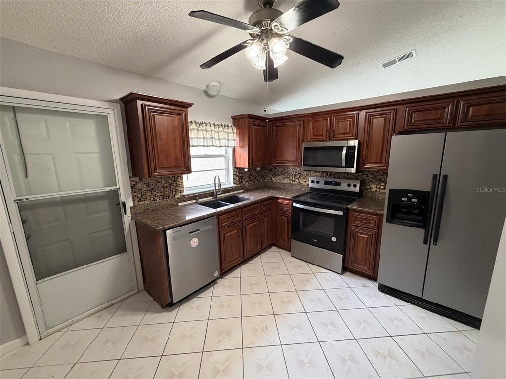 404 San Gabriel Street - Photo 5