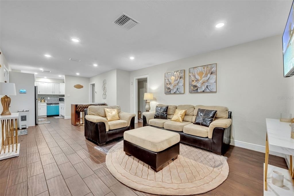 1221 Elinore Drive - Photo 3