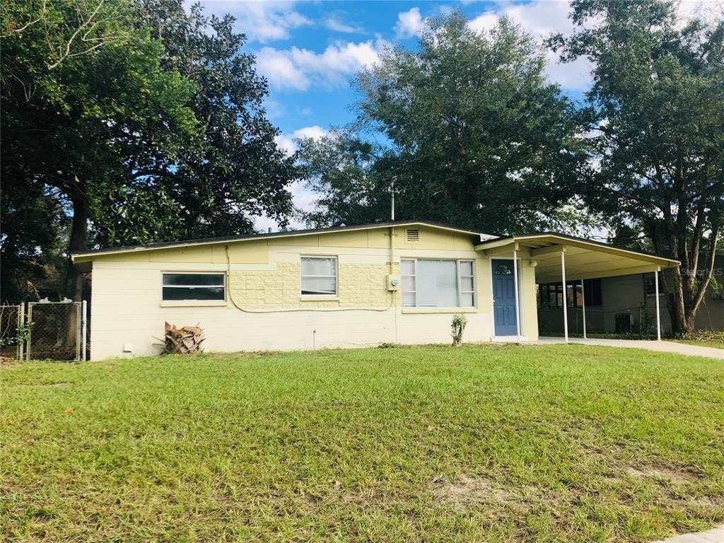 240 Lee Drive - Photo 2