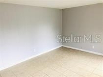 240 Lee Drive - Photo 4