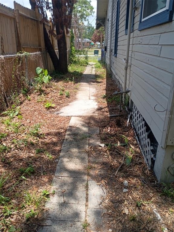 1223 E Parker Street - Photo 2