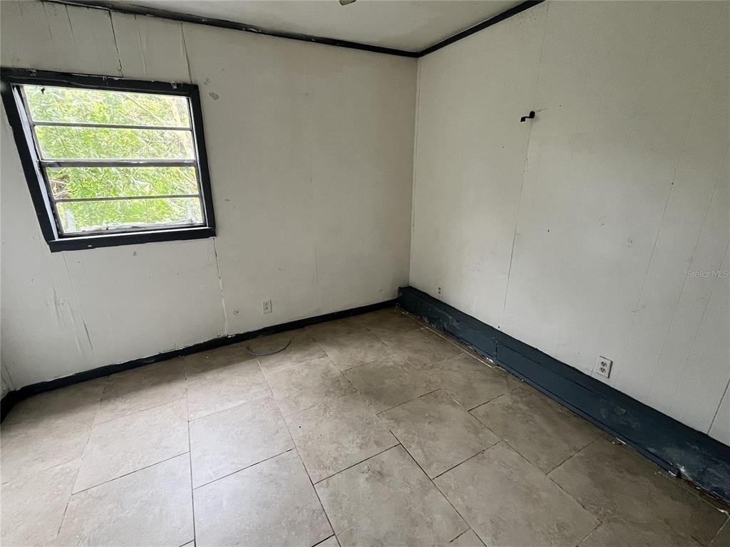 124 Daytona Avenue - Photo 4