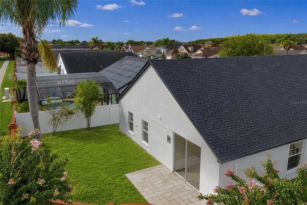 2039 Shannon Lakes Boulevard - Photo 34