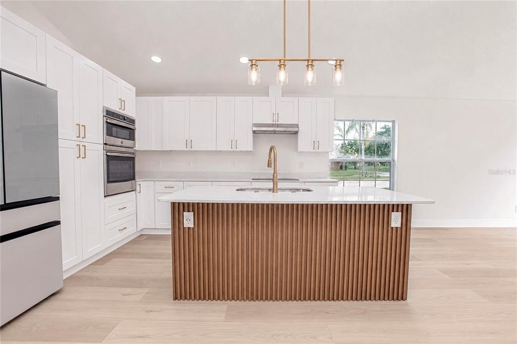 2039 Shannon Lakes Boulevard - Photo 6