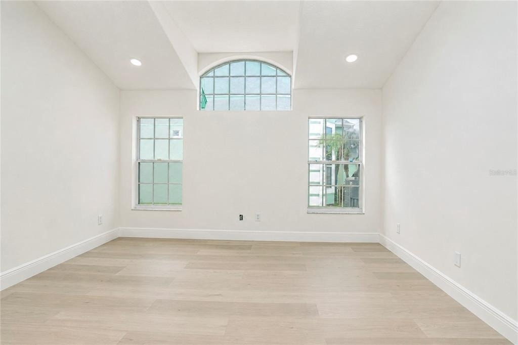 2039 Shannon Lakes Boulevard - Photo 17