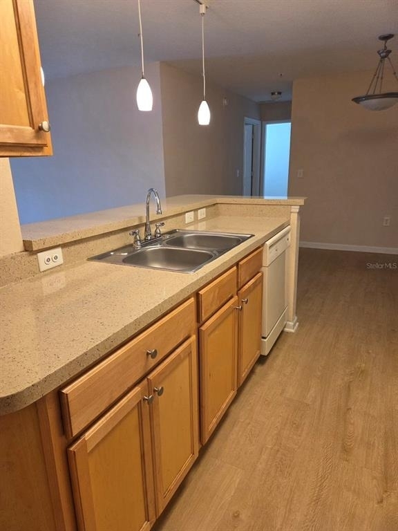 5824 Lake Pointe Village Circle - Photo 17