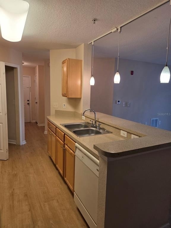5824 Lake Pointe Village Circle - Photo 23