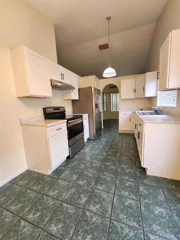 2070 River Park Boulevard - Photo 2