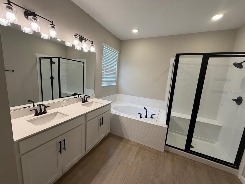 10073 Spring Lake Drive - Photo 11