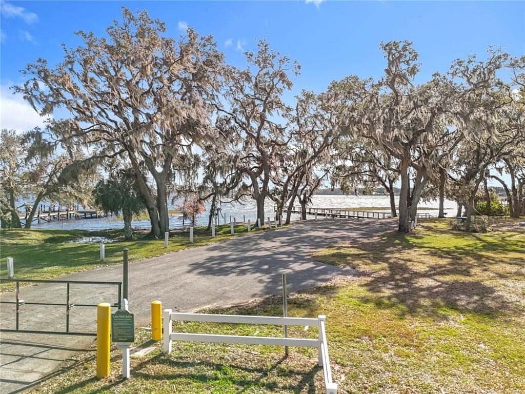 10073 Spring Lake Drive - Photo 29