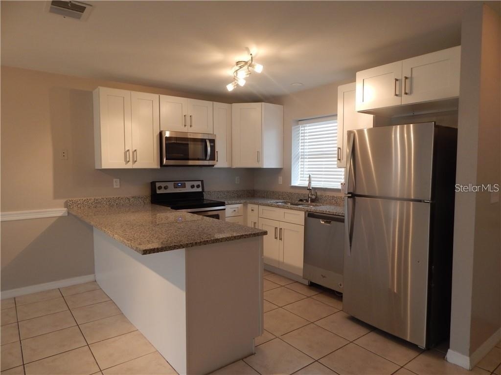 307 Sherborne Lane - Photo 15