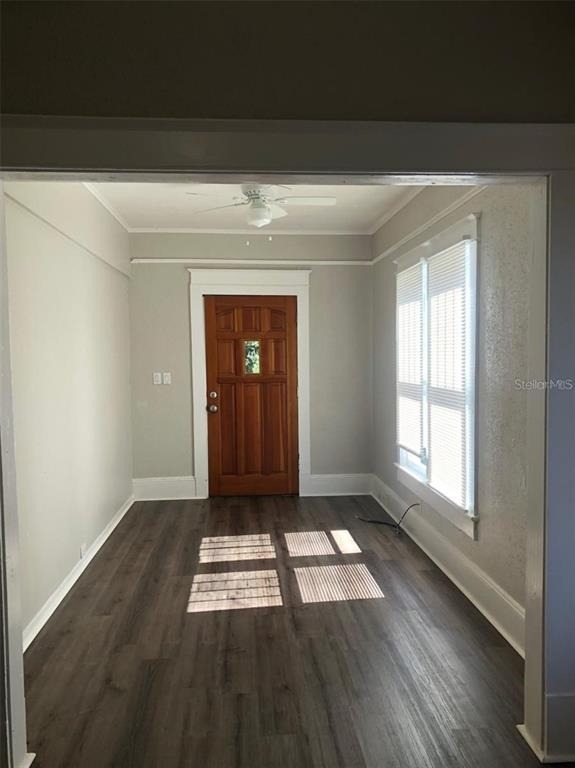 910 S Park Avenue - Photo 1
