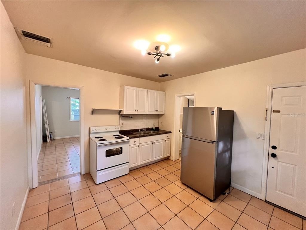 108 E Winter Park Street - Photo 1