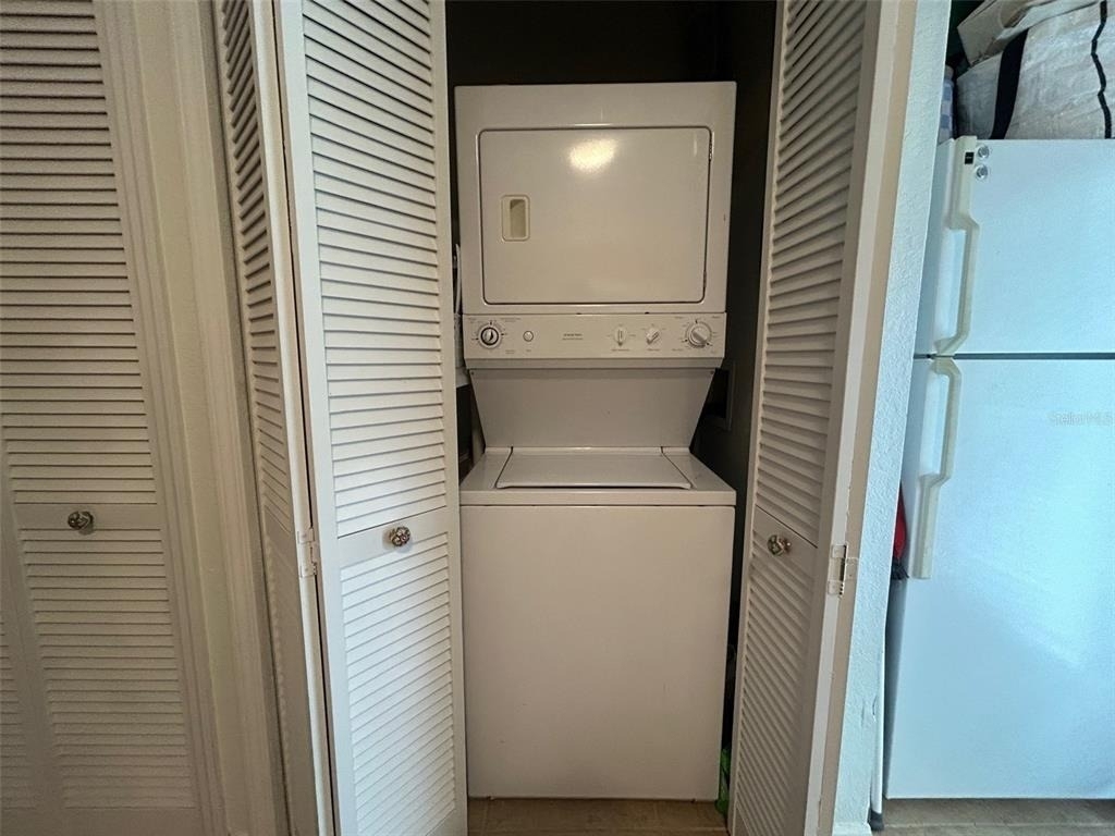 621 Sw 10th Street - Photo 13